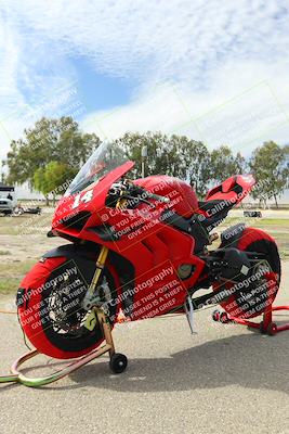 media/Oct-13-2025-Lets Ride (Mon) [[1a1cd08581]]/Around the Pits/